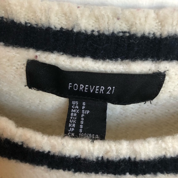 Sweater - Picture 3 of 5